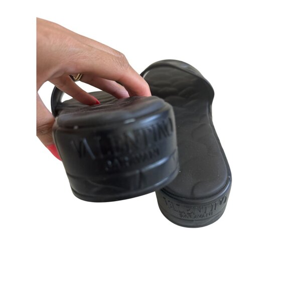 VALENTINO GARAVANI Black Atelier 40 Rose Sandals Size 41 / US 11 - Picture 6 of 10